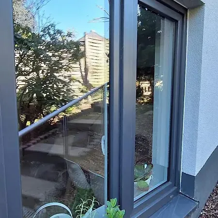 Bachstelze Mit Privater Terrasse * Königswinter