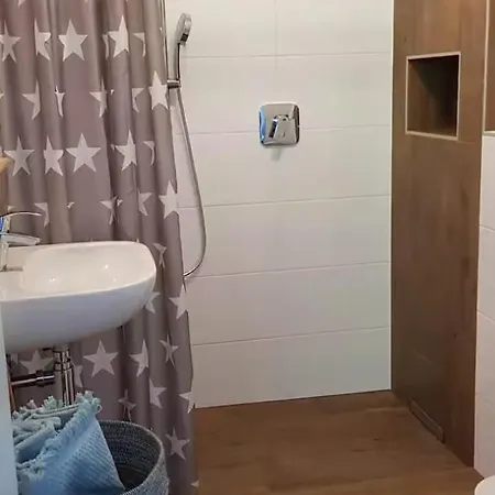 Bachstelze Mit Privater Terrasse *