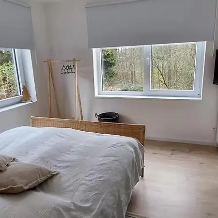 Bachstelze Mit Privater Terrasse Königswinter